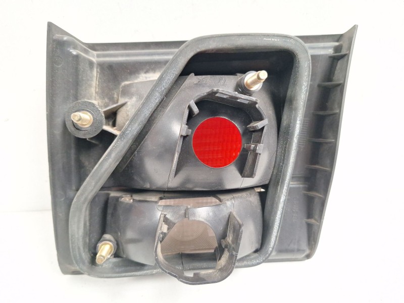 Recambio de piloto trasero izquierdo para saab 9-3 berlina 2.0 cat referencia OEM IAM 4831145  4831145