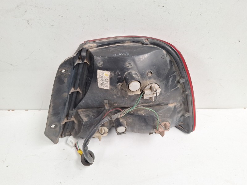 Recambio de piloto trasero izquierdo para hyundai accent (lc) gl 4p referencia OEM IAM 9240125220  