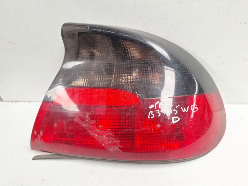 Recambio de piloto trasero derecho para opel tigra 1.6 16v referencia OEM IAM 67629040  