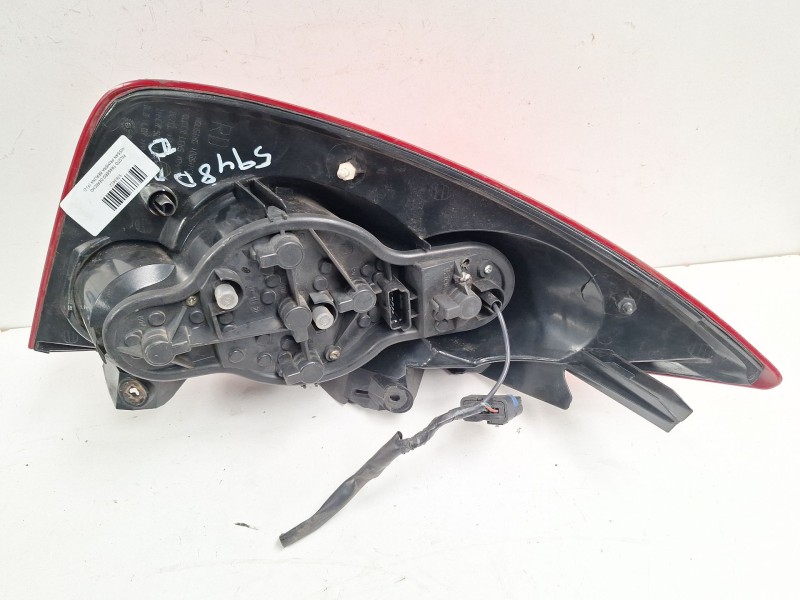 Recambio de piloto trasero derecho para nissan primera berlina (p12) acenta referencia OEM IAM 26550AU210  89077068