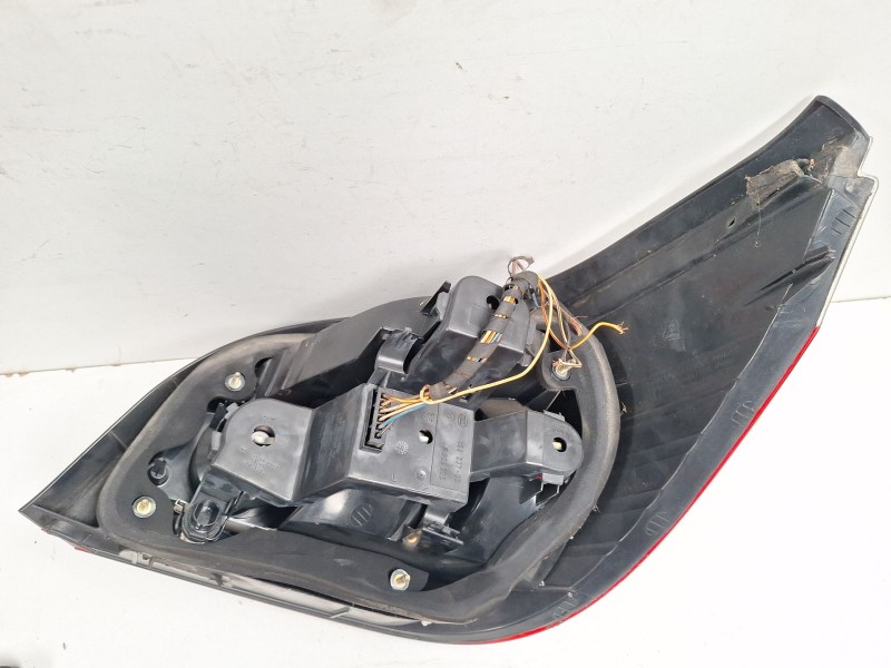 Recambio de piloto trasero izquierdo para bmw serie 5 berlina (e60) 530d referencia OEM IAM 6910767  