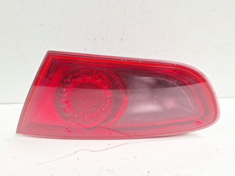 Recambio de piloto porton trasero derecho para seat leon (1p1) comfort limited referencia OEM IAM 89320301  