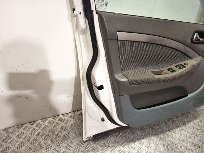 Recambio de puerta delantera izquierda para chevrolet lacetti (j200) 2.0 d referencia OEM IAM 96547283  