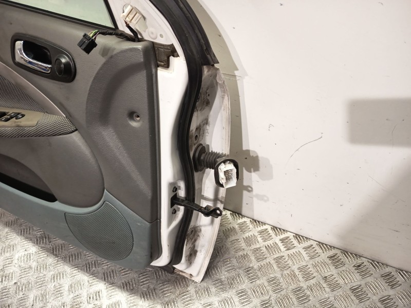 Recambio de puerta delantera izquierda para chevrolet lacetti (j200) 2.0 d referencia OEM IAM 96547283  