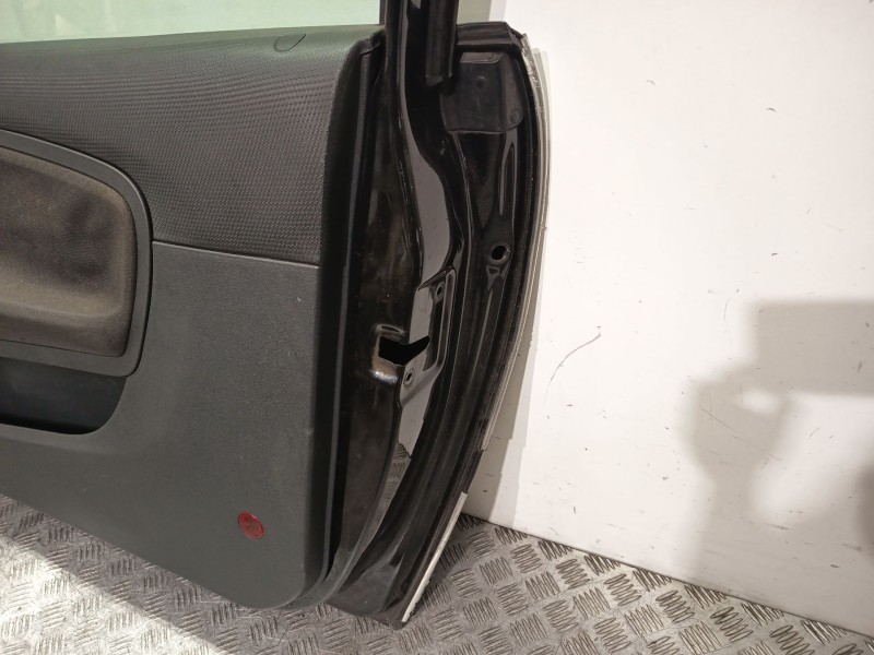 Recambio de puerta delantera derecha para seat ibiza iii (6l1) 1.9 tdi referencia OEM IAM 6L3831056R NEGRO 