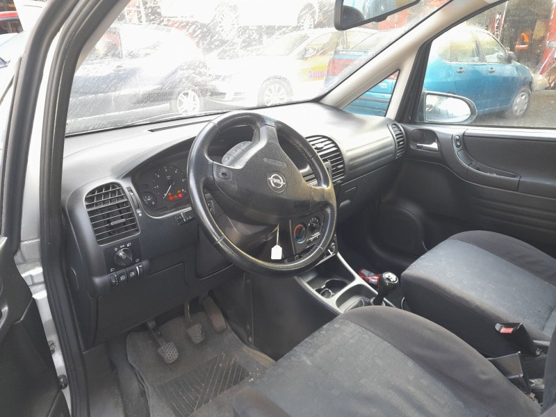 opel zafira a monospace (t98) del año 2003