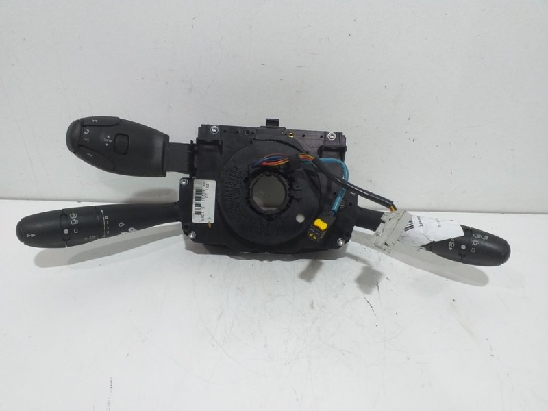 Recambio de mando multifuncion para peugeot 207 confort referencia OEM IAM 96661305XT  