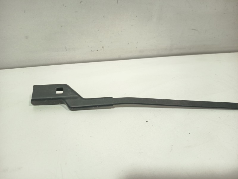 Recambio de brazo limpia delantero derecho para ford kuga i 2.0 tdci referencia OEM IAM 1722102  