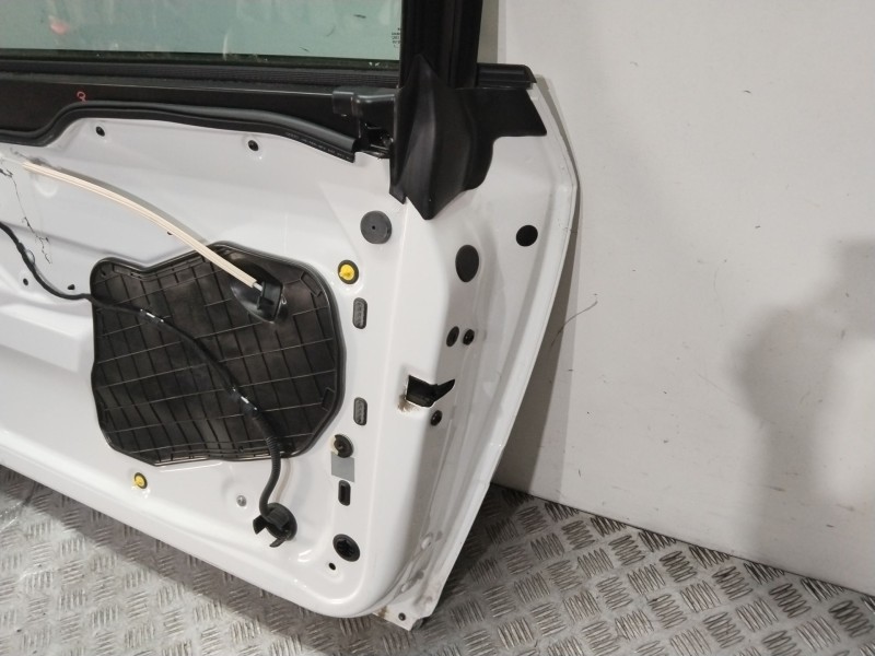 Recambio de puerta delantera derecha para audi a3 (8p1) 2.0 tdi 16v referencia OEM IAM 8P3831052D  