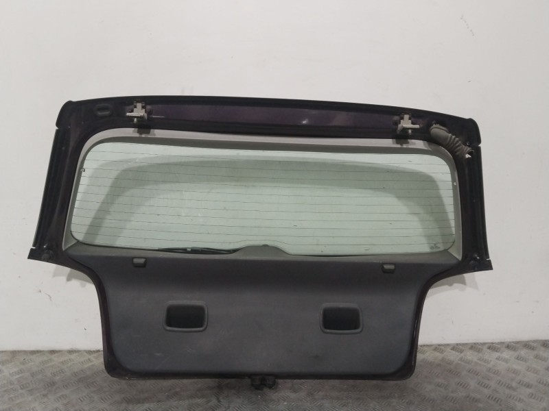 Recambio de porton trasero para volkswagen polo iv (9n_, 9a_) 1.4 16v referencia OEM IAM 6Q6827025R  