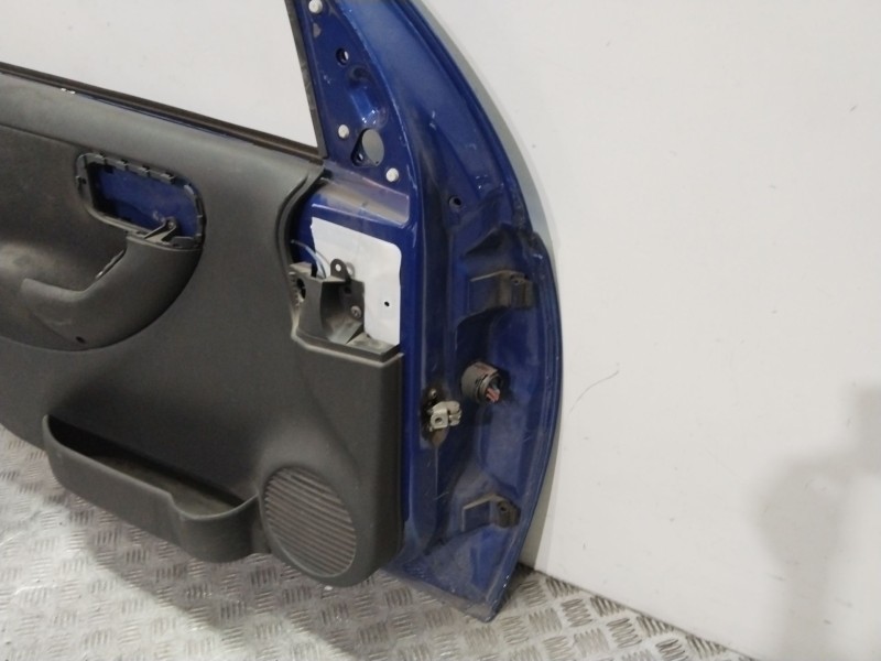 Recambio de puerta delantera izquierda para opel combo (corsa c) familiar referencia OEM IAM  AZUL 