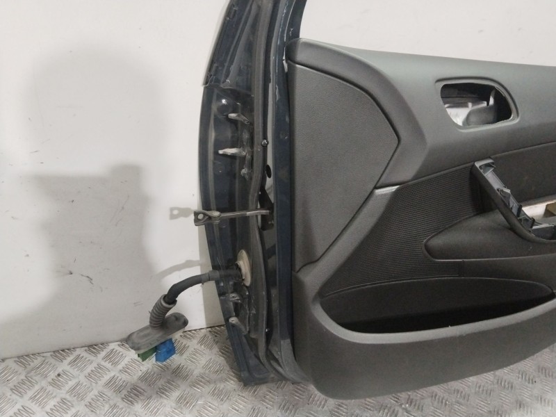 Recambio de puerta delantera derecha para peugeot 308 i (4a_, 4c_) 1.6 hdi referencia OEM IAM 9004CC  