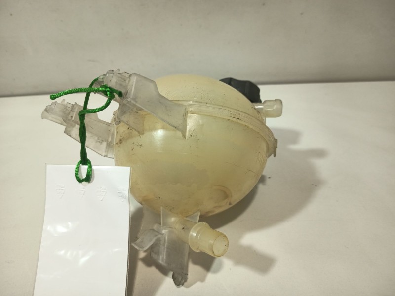 Recambio de deposito expansion para citroën c3 ii (sc_) 1.2 vti 82 referencia OEM IAM 9800777280  