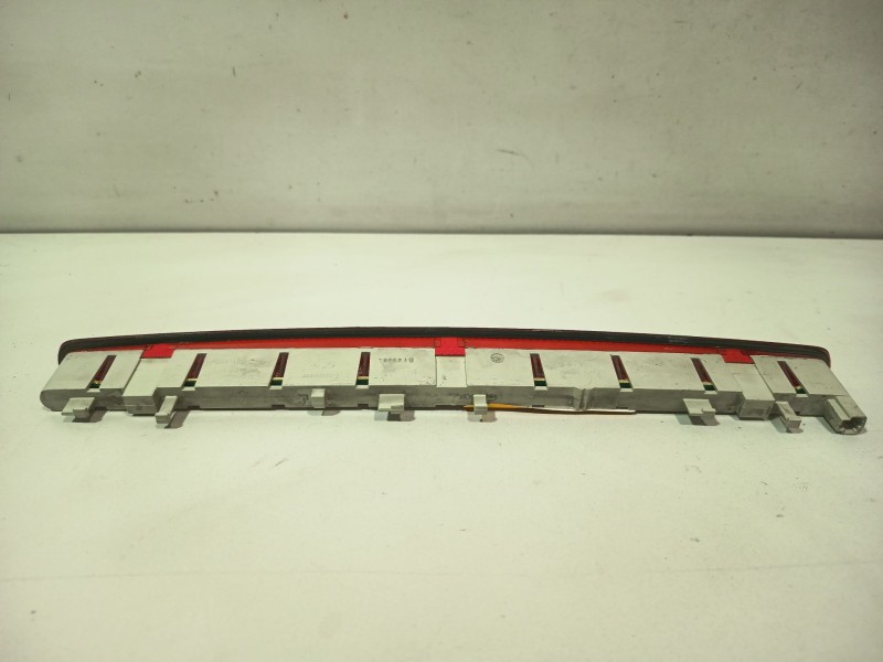 Recambio de luz central de freno para seat leon (1p1) comfort limited referencia OEM IAM 8P0945097  