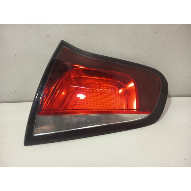 Recambio de piloto porton trasero derecho para citroën c3 ii (sc_) 1.2 vti 82 referencia OEM IAM 9803934280  