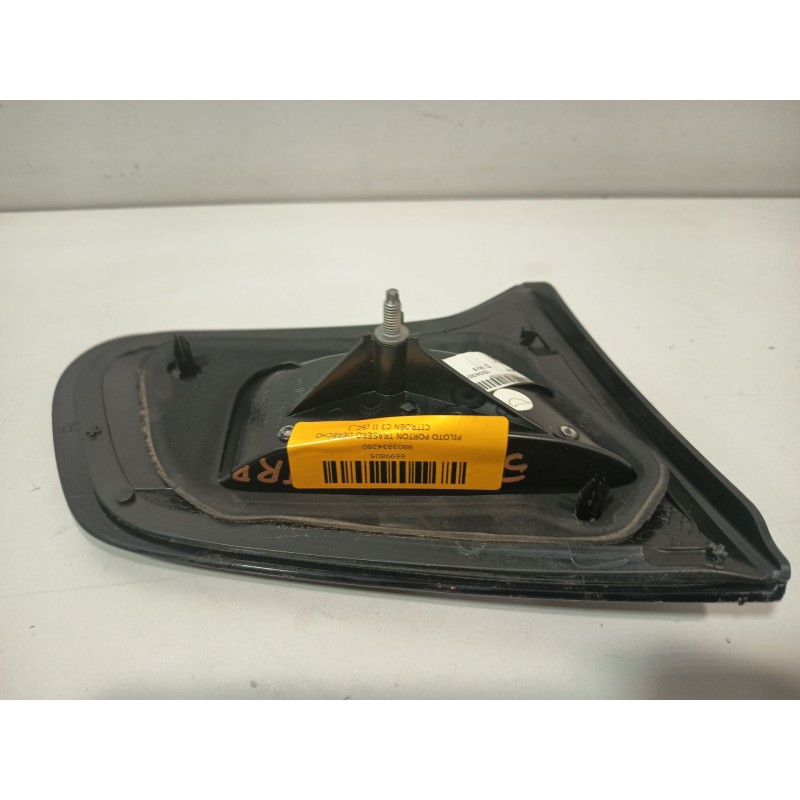 Recambio de piloto porton trasero derecho para citroën c3 ii (sc_) 1.2 vti 82 referencia OEM IAM 9803934280  