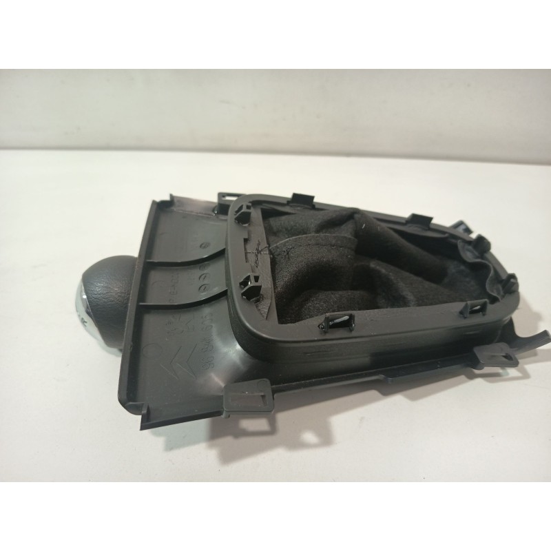 Recambio de pomo palanca cambio para citroën c3 ii (sc_) 1.2 vti 82 referencia OEM IAM 96841605  