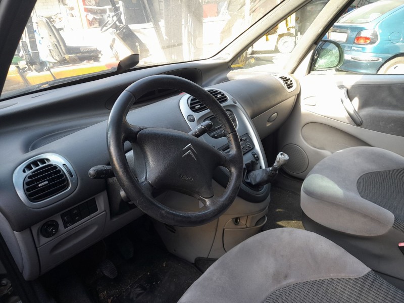 citroën xsara picasso (n68) del año 2010