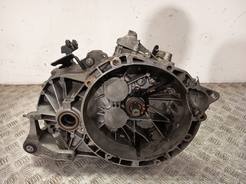 Recambio de caja cambios para ford kuga i 2.0 tdci referencia OEM IAM 8V4R7002AE  