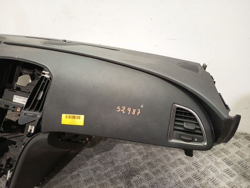 Recambio de salpicadero para opel astra j (p10) 1.6 (68) referencia OEM IAM 39021702  