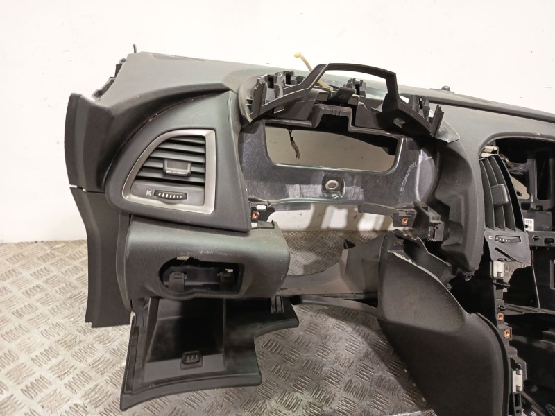 Recambio de salpicadero para opel astra j (p10) 1.6 (68) referencia OEM IAM 39021702  