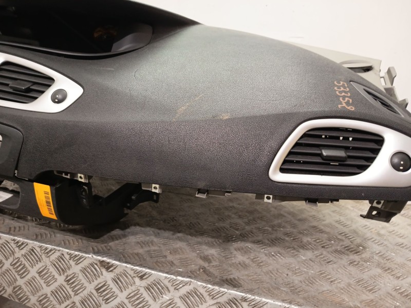 Recambio de salpicadero para renault grand scénic iii (jz0/1_) 1.9 dci referencia OEM IAM 681000060R  