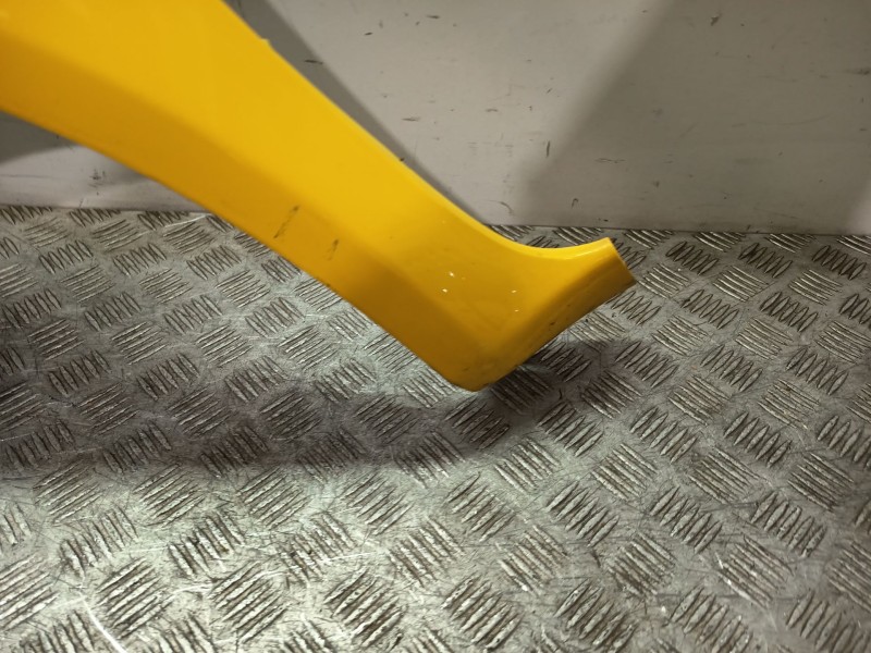 Recambio de aleta delantera izquierda para nissan nv200 / evalia autobús e-nv (me0m) referencia OEM IAM F31014FAMA  