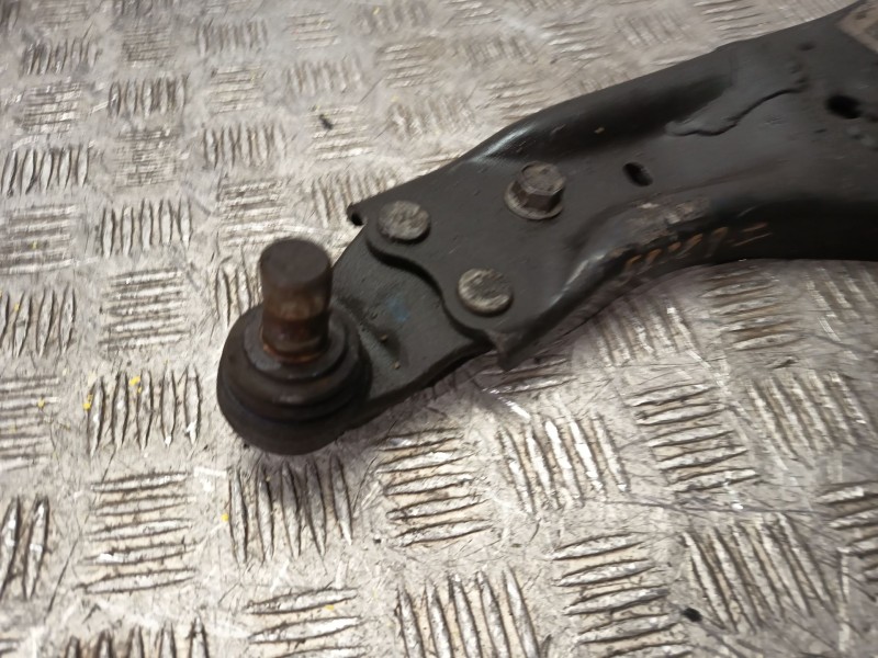 Recambio de brazo suspension inferior delantero izquierdo para kia cee´d sportswagon (jd) 1.6 crdi 110 referencia OEM IAM 54500A