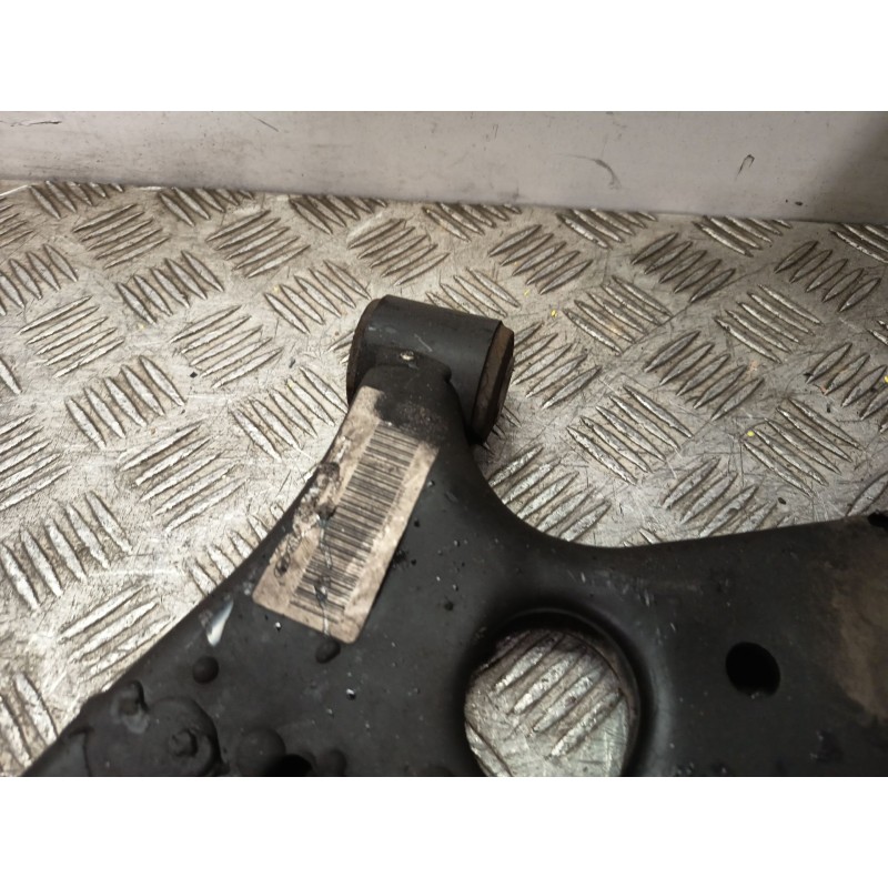 Recambio de brazo suspension inferior delantero izquierdo para kia cee´d sportswagon (jd) 1.6 crdi 110 referencia OEM IAM 54500A