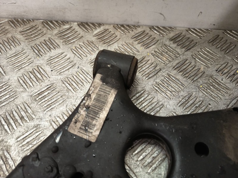 Recambio de brazo suspension inferior delantero izquierdo para kia cee´d sportswagon (jd) 1.6 crdi 110 referencia OEM IAM 54500A