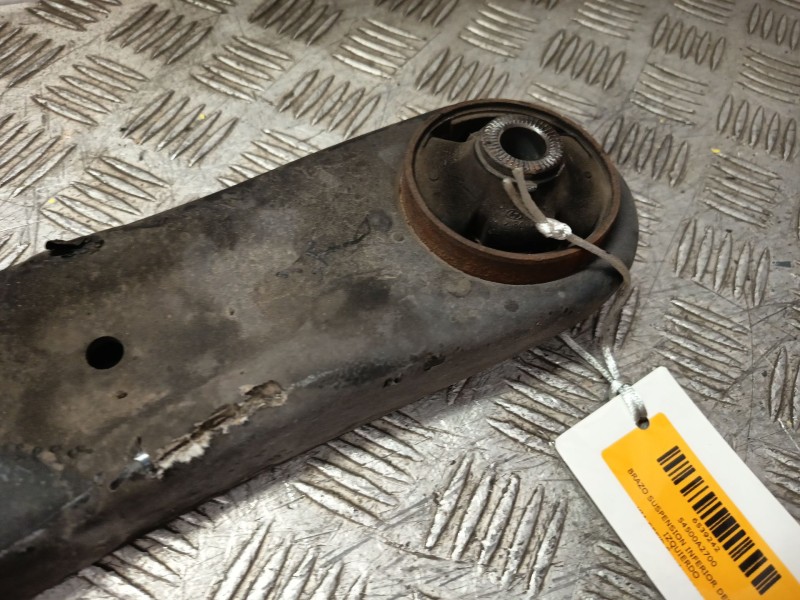 Recambio de brazo suspension inferior delantero izquierdo para kia cee´d sportswagon (jd) 1.6 crdi 110 referencia OEM IAM 54500A