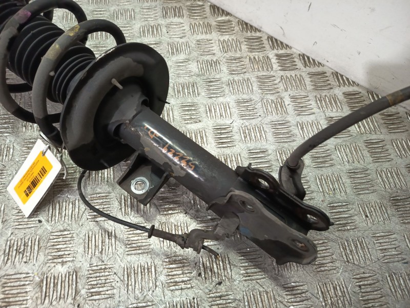 Recambio de amortiguador delantero derecho para kia cee´d sportswagon (jd) 1.6 crdi 110 referencia OEM IAM 54661A2155 54661A2150