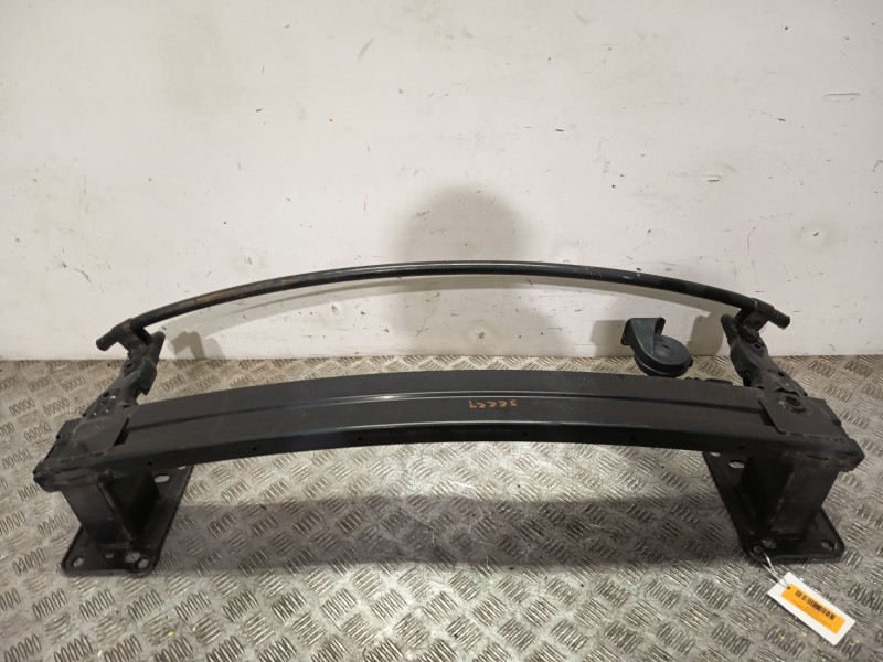 Recambio de refuerzo paragolpes delantero para kia cee´d sportswagon (jd) 1.6 crdi 110 referencia OEM IAM 86530A2000  