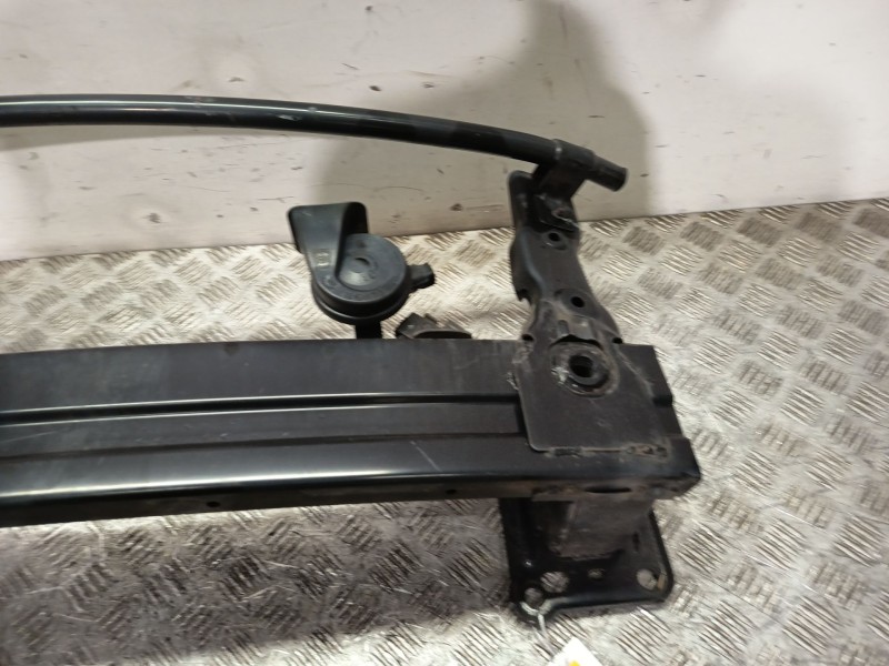 Recambio de refuerzo paragolpes delantero para kia cee´d sportswagon (jd) 1.6 crdi 110 referencia OEM IAM 86530A2000  