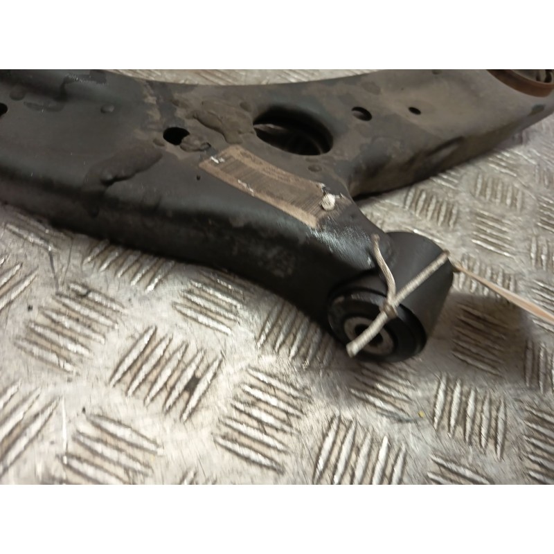 Recambio de brazo suspension inferior delantero derecho para kia cee´d sportswagon (jd) 1.6 crdi 110 referencia OEM IAM 54501A26