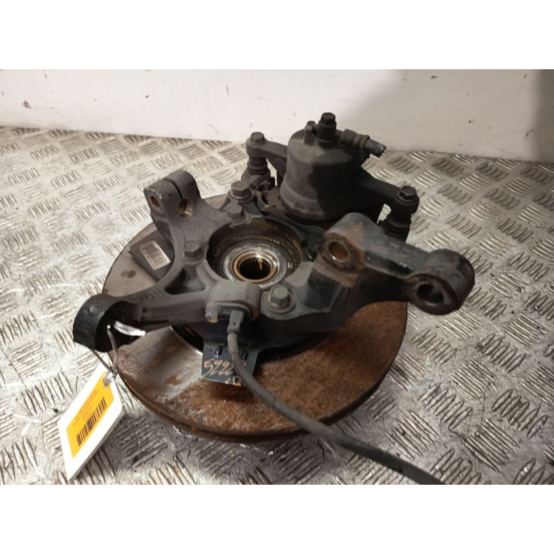 Recambio de mangueta delantera derecha para kia cee´d sportswagon (jd) 1.6 crdi 110 referencia OEM IAM 51716A6000  