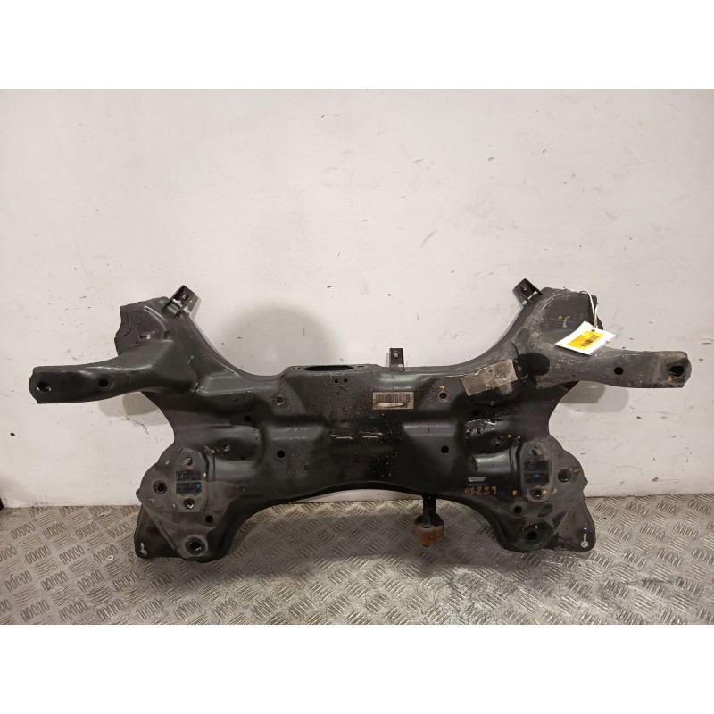 Recambio de puente delantero para kia cee´d sportswagon (jd) 1.6 crdi 110 referencia OEM IAM 62400A6105  