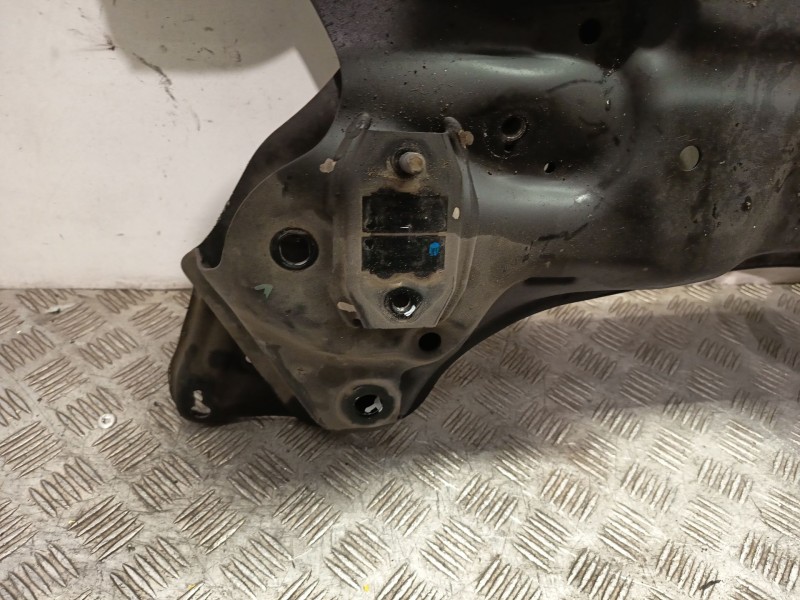 Recambio de puente delantero para kia cee´d sportswagon (jd) 1.6 crdi 110 referencia OEM IAM 62400A6105  