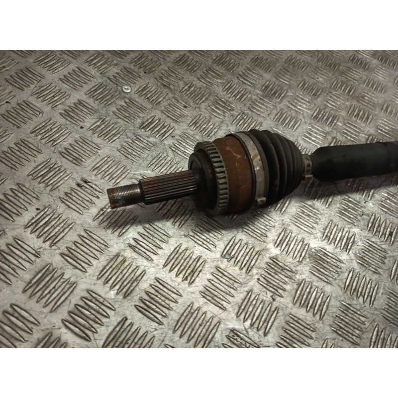 Recambio de transmision delantera derecha para kia cee´d sportswagon (jd) 1.6 crdi 110 referencia OEM IAM 49501A6100  