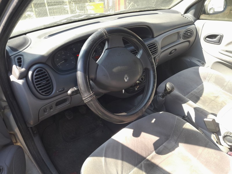 renault megane i (ba0/1_) del año 2000