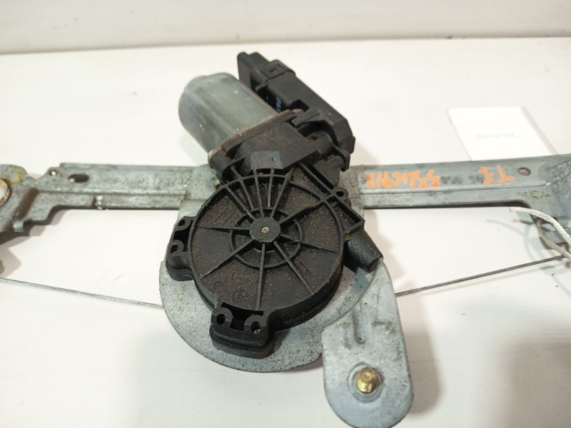 Recambio de elevalunas trasero izquierdo para renault scenic ii exception referencia OEM IAM 8200130627  