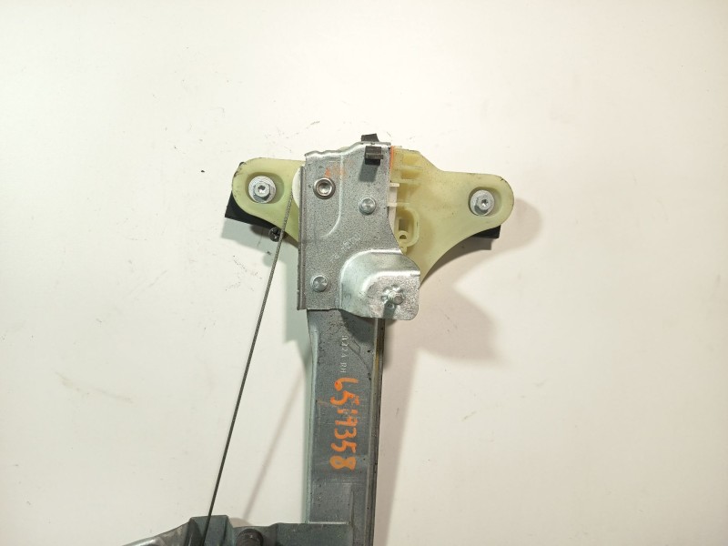 Recambio de elevalunas delantero derecho para dacia duster (hm_) 1.5 dci 115 (hmad) referencia OEM IAM 807201952R  