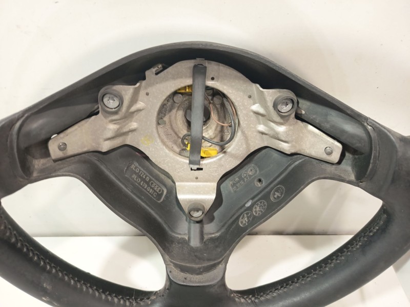 Recambio de volante para audi a3 (8l) 1.9 tdi ambiente referencia OEM IAM   