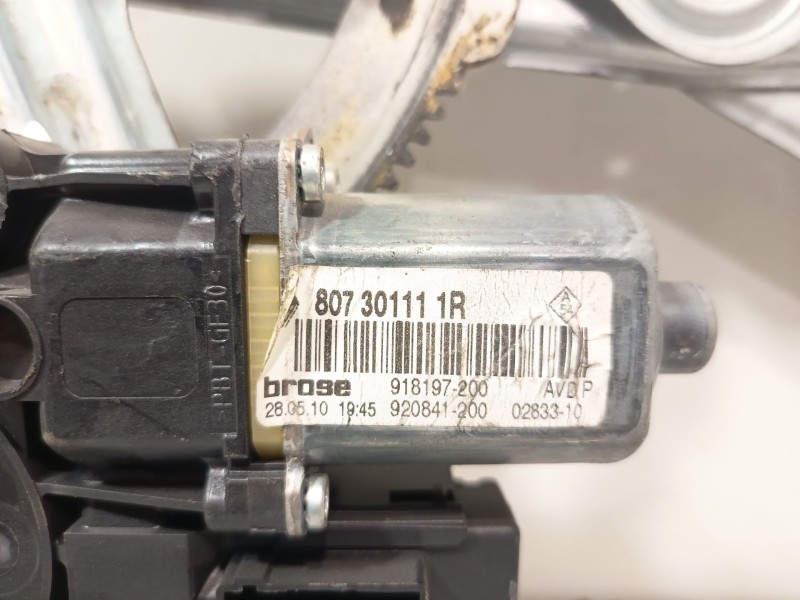 Recambio de elevalunas delantero derecho para renault megane iii berlina 5 p authentique referencia OEM IAM 807203154R  