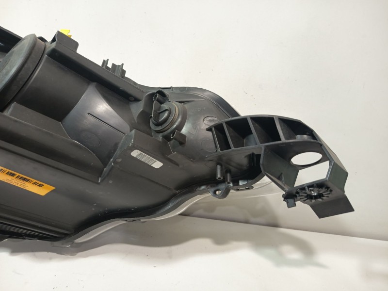 Recambio de faro izquierdo para citroën c3 ii (sc_) 1.2 vti 82 referencia OEM IAM 9677038280  