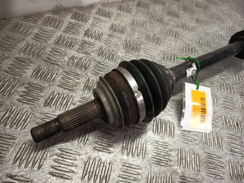 Recambio de transmision delantera derecha para toyota yaris (_p9_) 1.4 d-4d (nlp90_) referencia OEM IAM 434100D180  