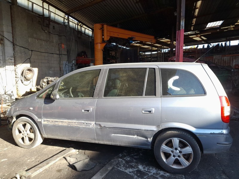 opel zafira a monospace (t98) del año 2004