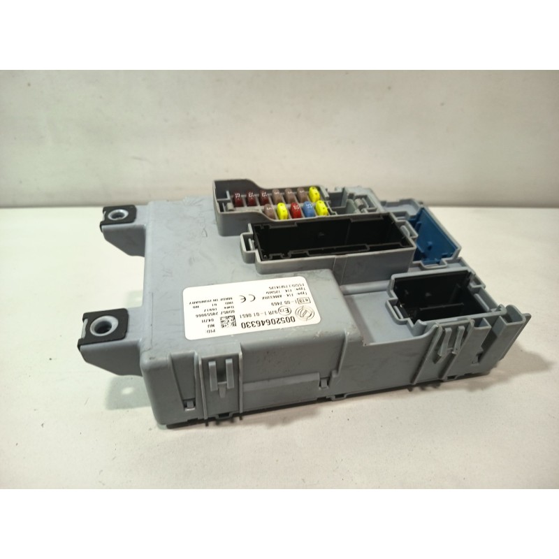 Recambio de caja reles / fusibles para fiat doblo autobús (263_) 1.6 d multijet (263axn1b) referencia OEM IAM 00520646330  