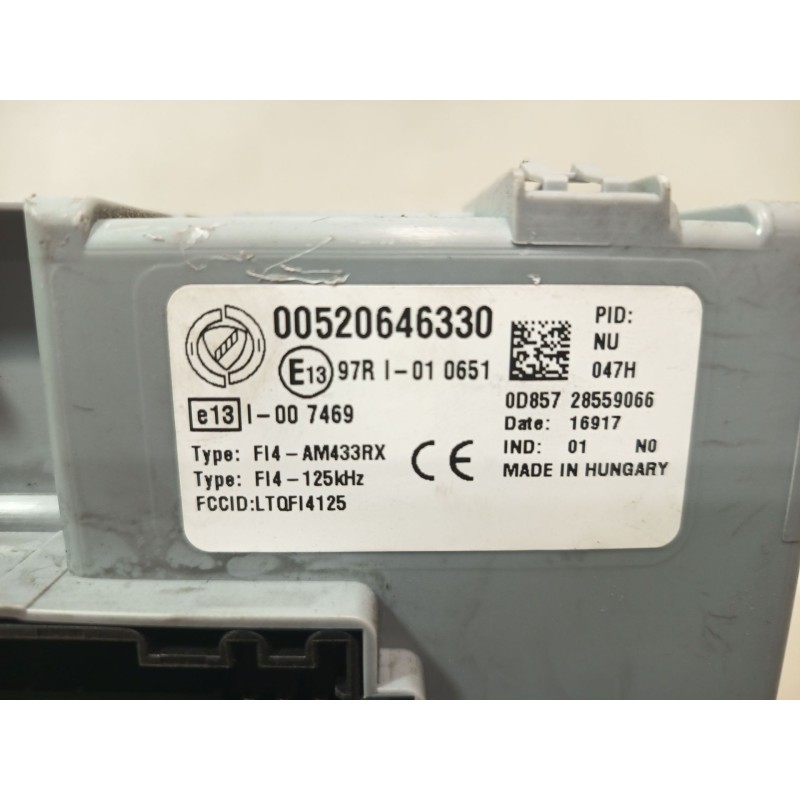 Recambio de caja reles / fusibles para fiat doblo autobús (263_) 1.6 d multijet (263axn1b) referencia OEM IAM 00520646330  