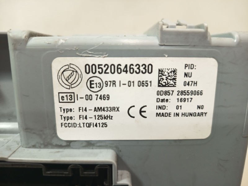 Recambio de caja reles / fusibles para fiat doblo autobús (263_) 1.6 d multijet (263axn1b) referencia OEM IAM 00520646330  